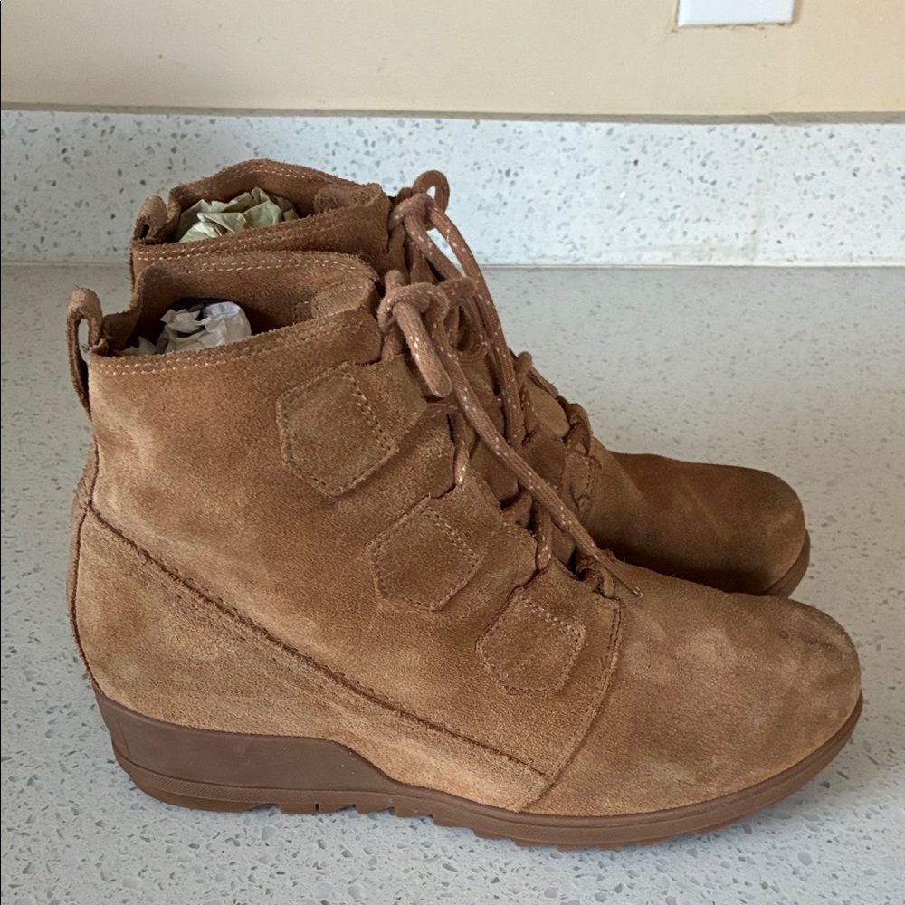 Sorel Women's Brown Suede Ankle Booties